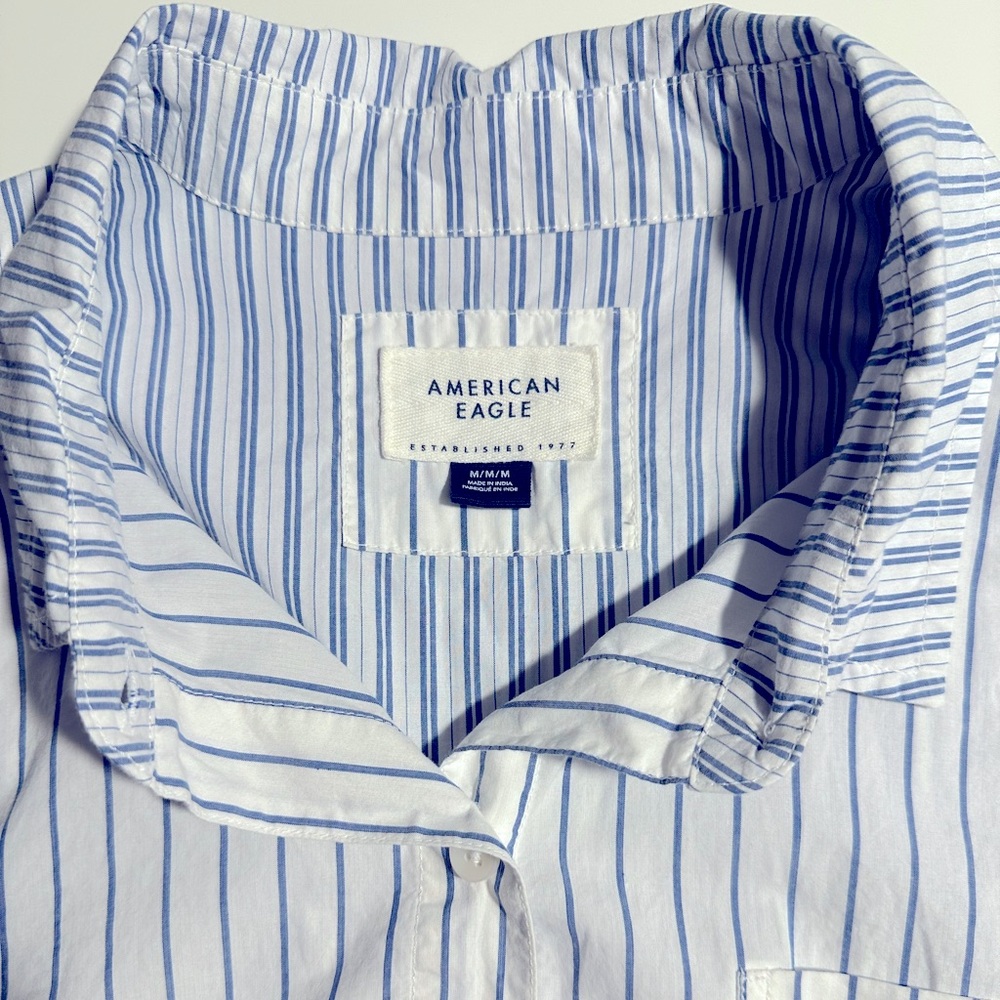 American Eagle Womens Core Perfect Button Down Shirt in Blue White Stripe Mix - Picture 7 of 8